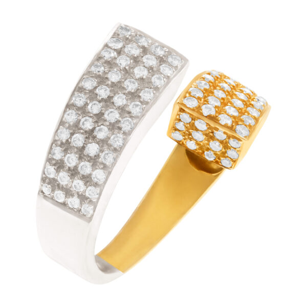 Sparkling diamond ring in 18k white & yellow gold. 1.40cts in diamonds. Size.6