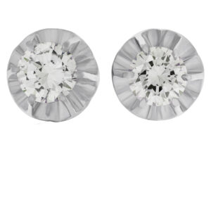 Shiny and sweet Diamond studs. 0.90 carats (J color, SI1 clarity) set in platinum