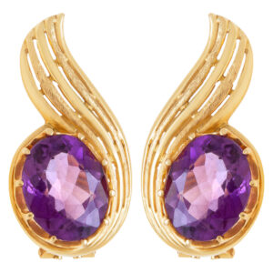 Oval cut amethyst earrings in 18k