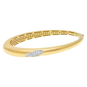 Roberto Coin Mini Capri bangle in 18k yellow gold and diamonds