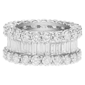 Eternity band in 18k white gold with 9.03 carats