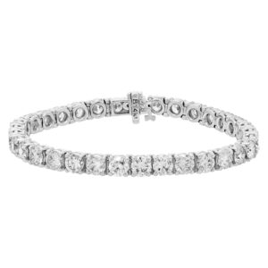 Diamond tennis bracelet in 14k white gold