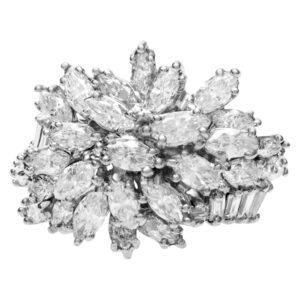 "Fireworks" cluster ring in Platinum with approx. 4 cts in diamonds