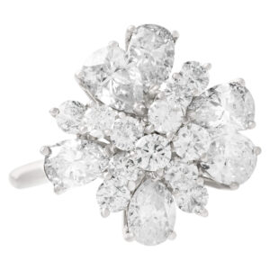 Bouquet of pear and round diamonds appr. 3 cts in 14k white gold