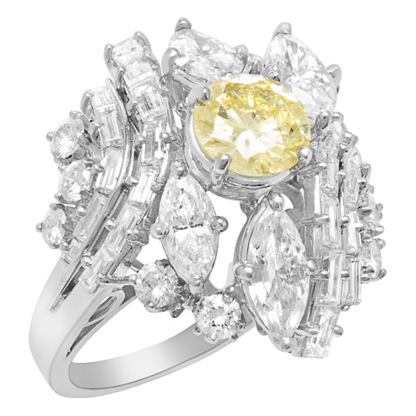 GIA certified Cocktail platinum ring w/ center yellow diamond 1.06cts (Light Yellow Fancy, SI1) ring in platinum