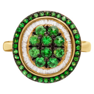 Peridot ring in 18k yellow gold