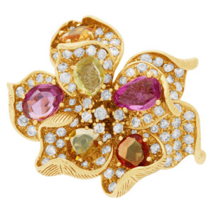 Flower ring with sapphires & diamonds in 18k, 3.62cts in dia's & 4.59cts in sapphires