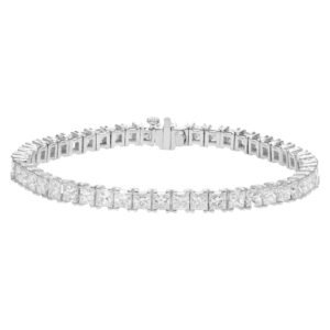 Princess cut diamond bracelet in 18k white, approx. 11 carats F-G color, VS2