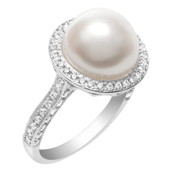 South Sea 11.7mm pearl ring with 0.64 cts in diamonds. Size 7.5