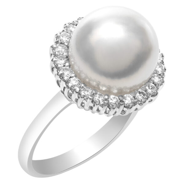 South Sea pearl & diamond ring. 11.6mm pearl, 0.52cts in diamond. Size 6.5