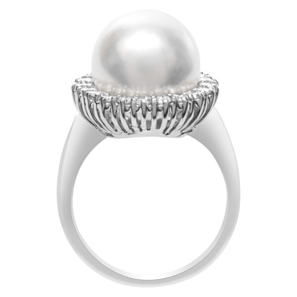 South Sea pearl & diamond ring. 11.6mm pearl, 0.52cts in diamond. Size 6.5