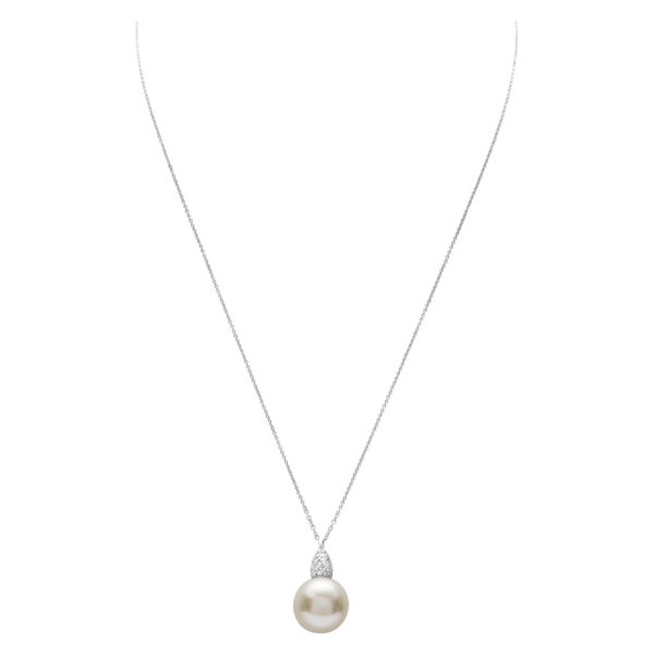 Beautiful 12.4mm South Sea Pearl drop style necklace. 0.32cts in diamonds