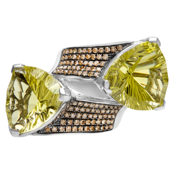 Lemon Quartz 6.65 ct ring with 1.00ct in pave diamonds set in 18k white gold. Size 5.25