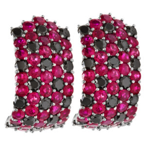 Ruby and black diamonds earrings in 18k white gold