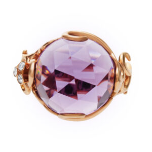 Amethyst ring with 0.03 cts in diamond accents set in 18k rose gold