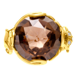 Amazing smoky quartz ring with 0.03 cts in diamond accents in 18k yellow gold