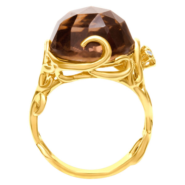 Amazing smoky quartz ring with 0.03 cts in diamond accents in 18k yellow gold