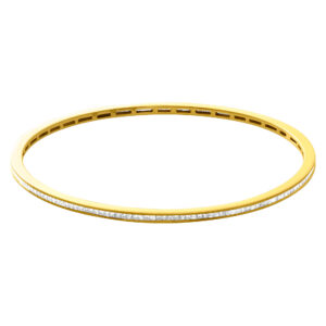 Diamond Eternity bangle in 18k yellow gold. 3.50 carats in diamonds