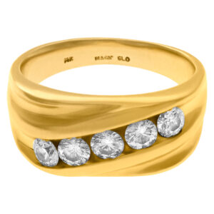 Striking five diamond ring in 14k yellow gold. 0.50 carats in diamonds. Size 10