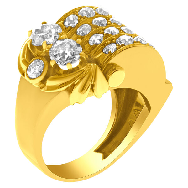 Old European cut diamond ring in 18k yellow gold. 2.00cts (H color, SI2 clarity)