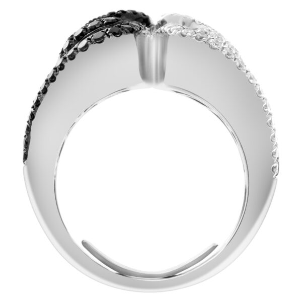 Black & white enamel ring in 18k white gold. Wrapped with (0.50ct) matching diamonds