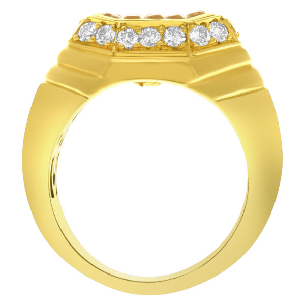 18K Yellow Gold ring with Yellow Sapphire and Diamonds accent. Size 6