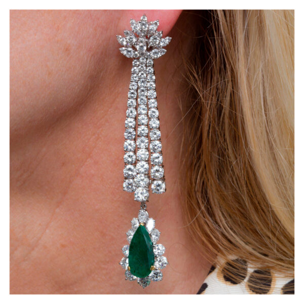 Drop diamond earrings with pear shaped emerald in platinum. 20 carats in diamonds, 9 carats in emeralds