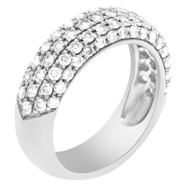 Diamond ring in 18k white gold. 2.00 carats (H color, VS clarity). Size 7