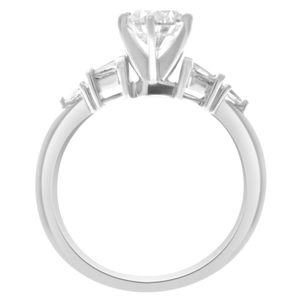 Diamond ring in platinum. 1ct center diamond (I color, SI1 clarity) w/ diamond accents