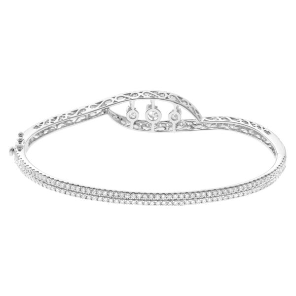 Dancing Diamond Eternity Band and Ring bangle in 18k white gold with 3.14cts in diamonds