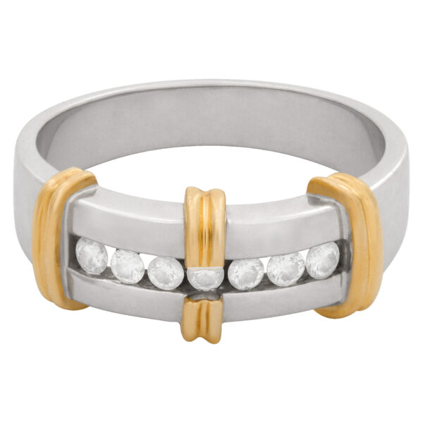 Mens diamond ring in 14k white and yellow gold w/ approx. 0.30 cts in diamonds