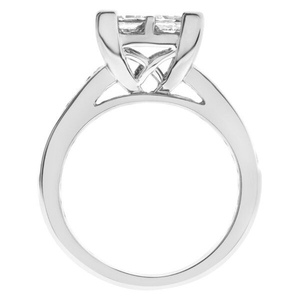 Diamond engagement ring with approx 1.00 carat in diamonds in 14k white gold