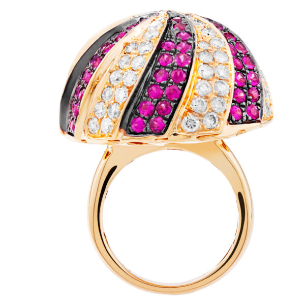 Domed diamond and ruby ring in 18k gold 3.08cts in diamonds and  2.99cts in rubies