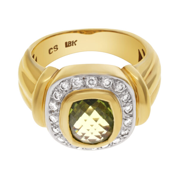 Diamond Ring with center Peridot stone in 18k yellow gold approx. 072 Carats in Diamonds