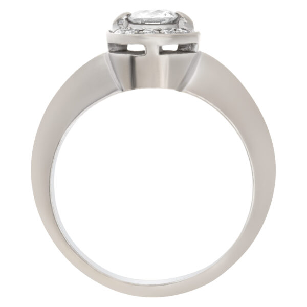 Diamond ring in 18k white gold with approximately 0.43 carats