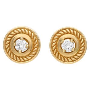 Diamond earrings in 14k gold and 0.15 carat each diamond, G-H color, VS-S1 clarity