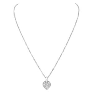 Diamond pendant necklace in 18k white gold