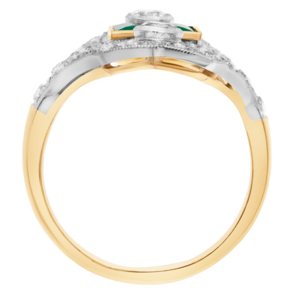 Emerald and diamond ring in 18k yellow and white gold