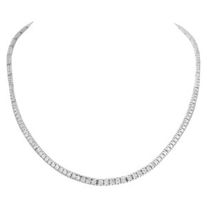 Stylish graduating "Riviera" diamonds necklace with 5.67 carats full cut round brilliant diamonds set in 18K white gold.