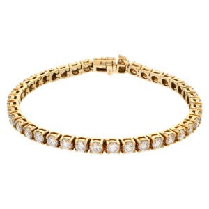 Diamond tennis bracelet with 6.50 carats in diamonds in 14k