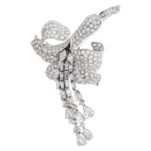 Orchid brooch in 18k white gold with over 8 carats in diamonds