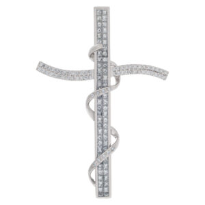 Large cross pendant in 18k white gold.