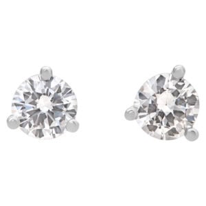 GIA certified round diamond studs 0.22 carat (F color, SI2 clarity) and 0.23 carat (D color, VS1 clarity)