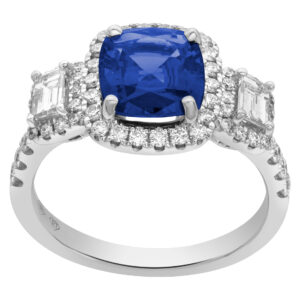 Sapphire and diamond ring in 18k white gold