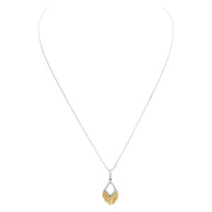 Beautiful yellow and white diamonds necklace