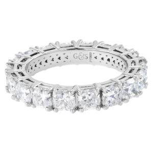 Diamond eternity band with 18 cushion cut diamonds 4.50 carats