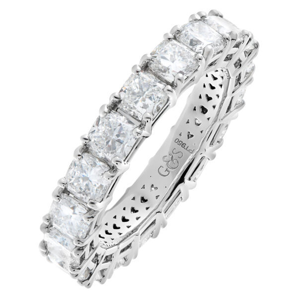 Diamond eternity band with 18 cushion cut diamonds 4.50 carats