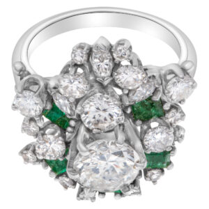 Cluster diamond and emerald ring in 14k white gold