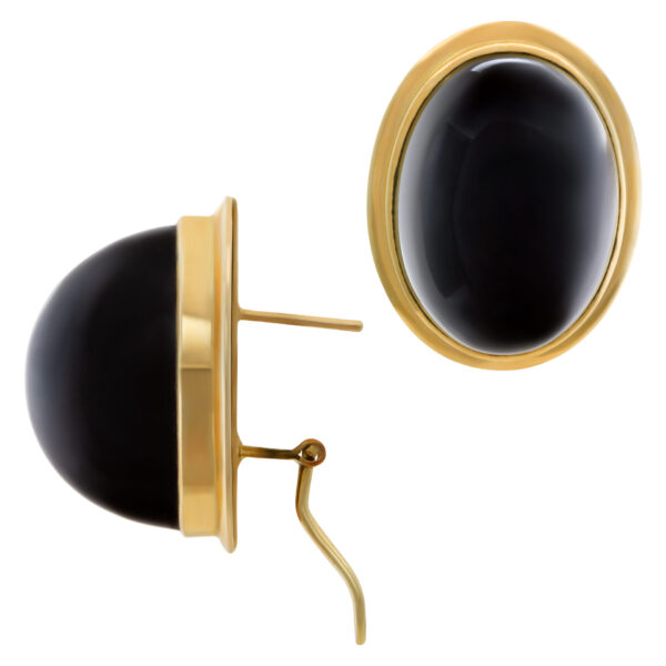 Large oval cabochon onyx earrings in 14k