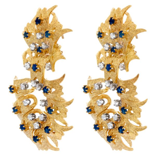 Lovely motion flames earrings in 18k